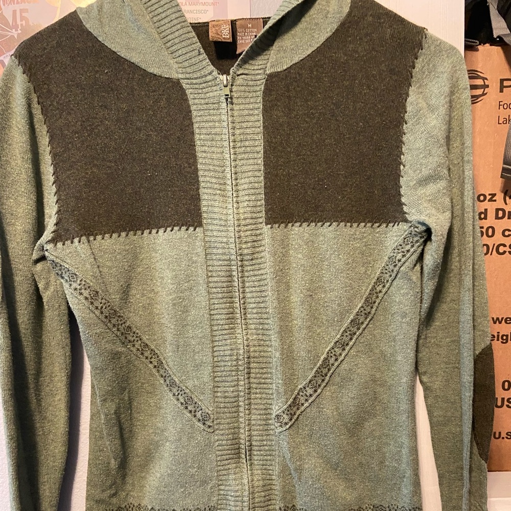 BKE sweater